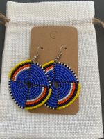 Boucles d'oreilles fait main en Tanzanie