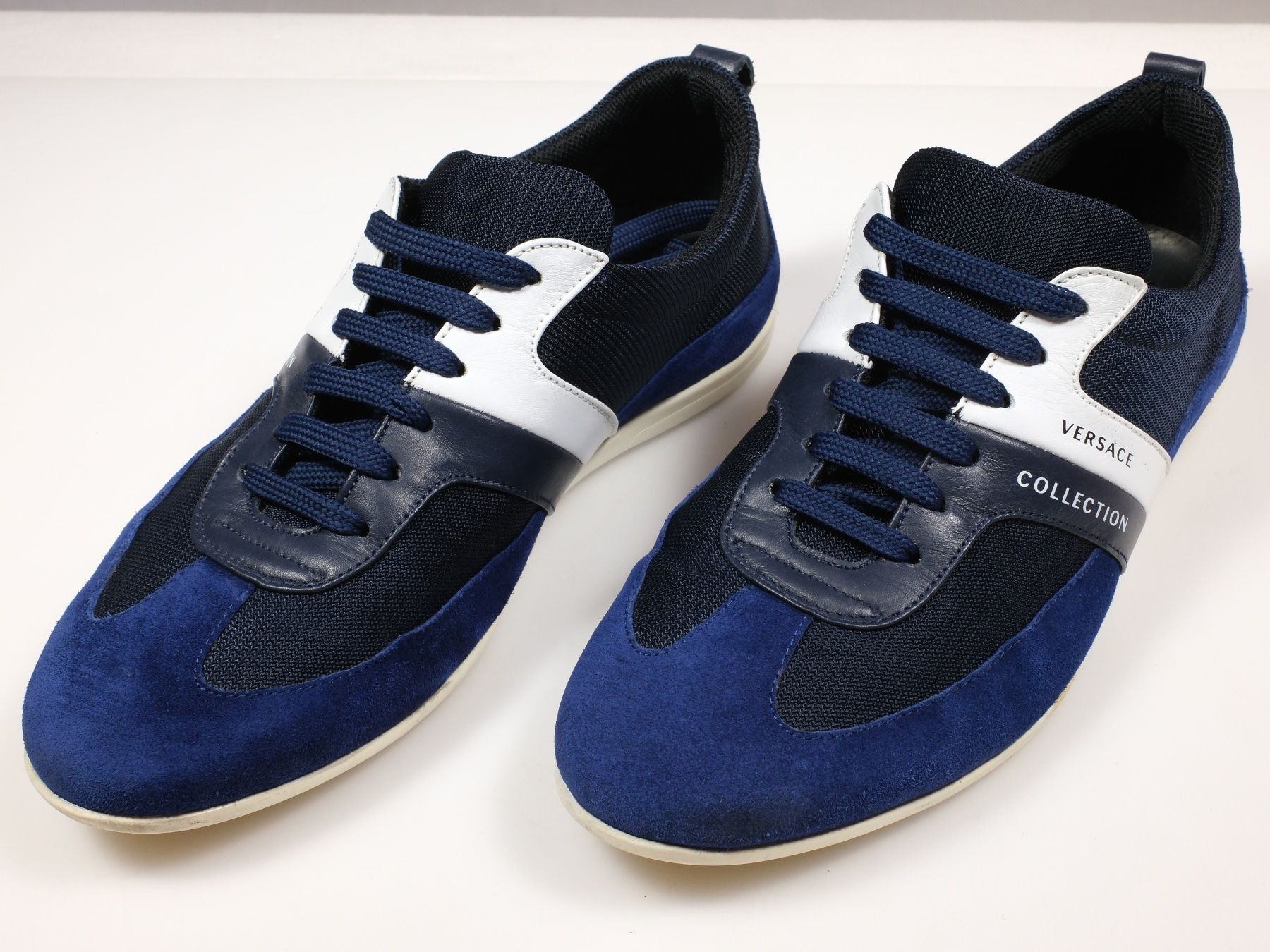 Versace Herrenschuhe: VERSACE COLLECTION Sneaker "V900 677", blau, Grösse 42 – Gebraucht aus Lobsigen von Markus_Haenggi_Bern 1