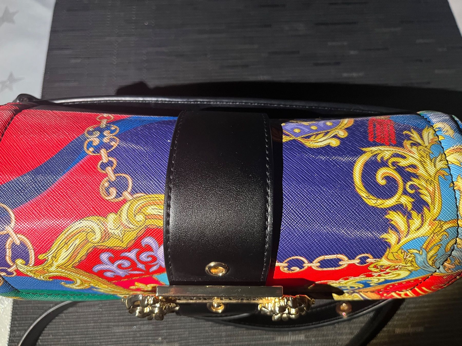 Versace Borse da donna: Versace Jeans Couture Crossover Tasche – Usato da Zürich venduto da becca0041 1