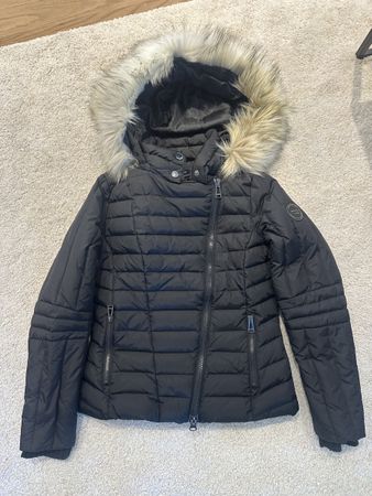 Winterjacke Gr. 36 mit Kunstfell Kapuze