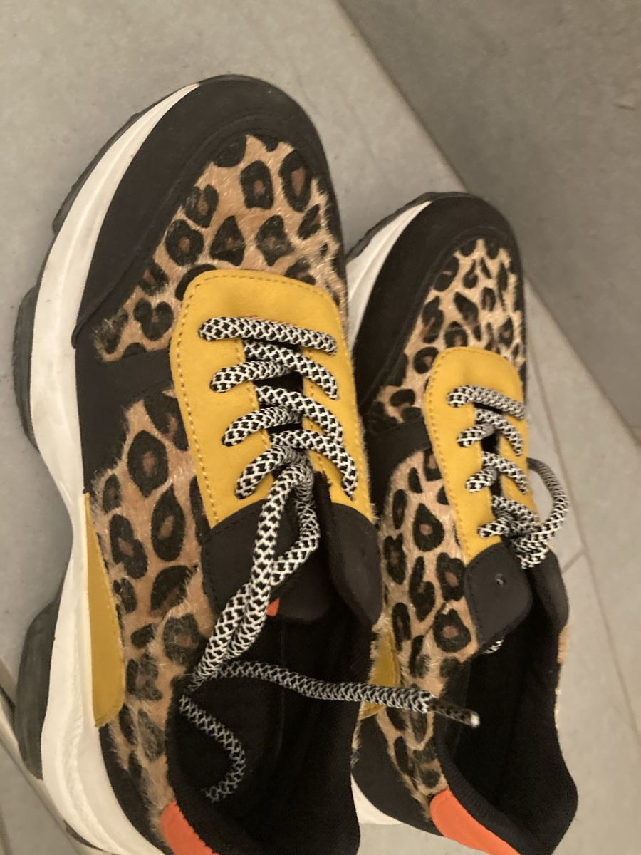 Damenschuhe: Sneakers  Gr 39 – Gebraucht aus Rorbas von Benschj01 1