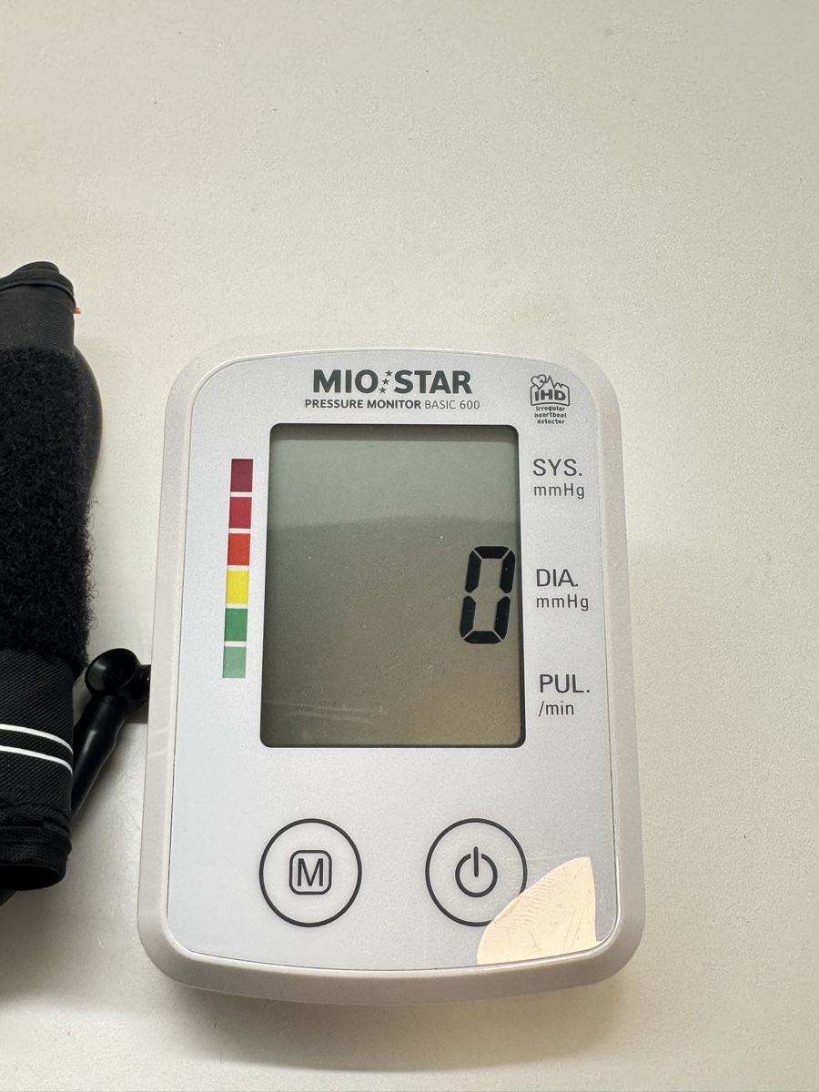Messen: Blutdruckmessgerät Mio Star Basic 600 neuwertig – Gebraucht aus Schlieren von Schlieren84 2