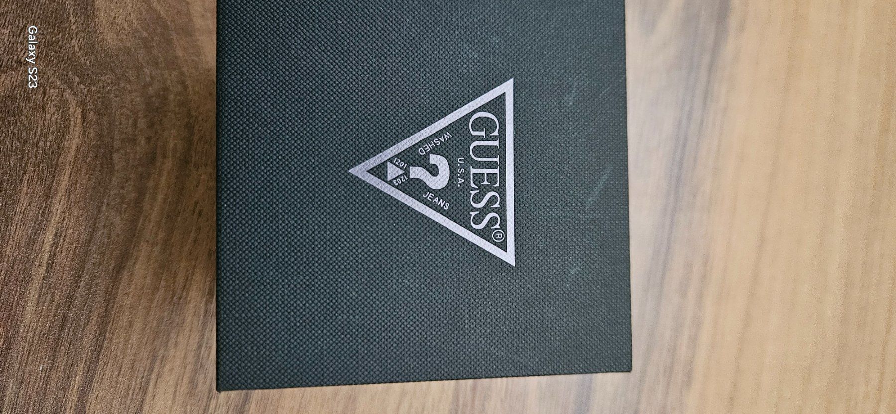 Guess Uhren: Guess Uhr neuwertig – Gebraucht aus Sirnach von Degida 1