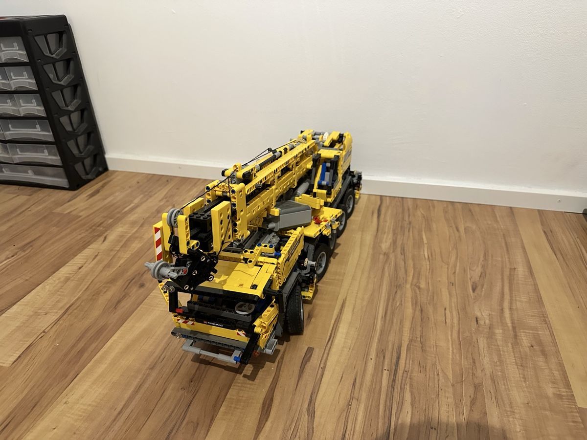 Lego Giocattoli: Lego Technic Schwerlast Kran 42009 – Difettoso da Bassersdorf venduto da Trampolin8634 1