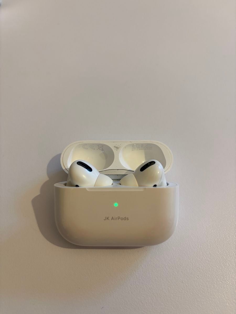 Apple Cuffie: Apple AirPods Pro 1. Generation – Difettoso da Zäziwil venduto da Lesny3 2