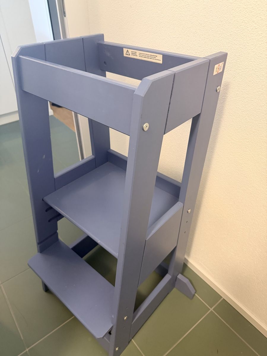 Chaises hautes: Tissi Montessori Learning Tower – D'occasion à Baar par reg_8l6t 1