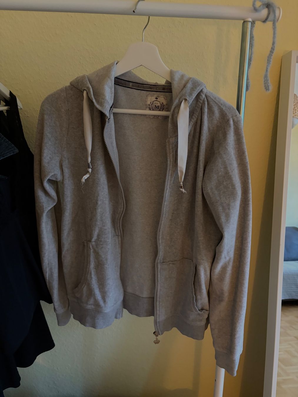 Jacken: Jäckchen – Gebraucht aus Basel von pau_w9yw 2