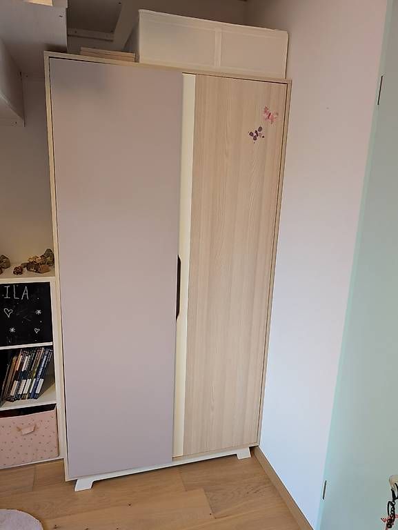 Armadi: Armoire – Usato da St-Barthélemy VD venduto da juj_9lk7 1