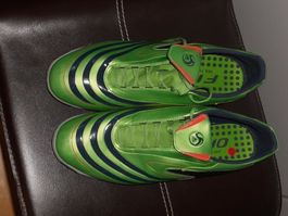 Neuw. Adidas F10 Turnschuhe - grün/blau - Gr. 46 2/3
