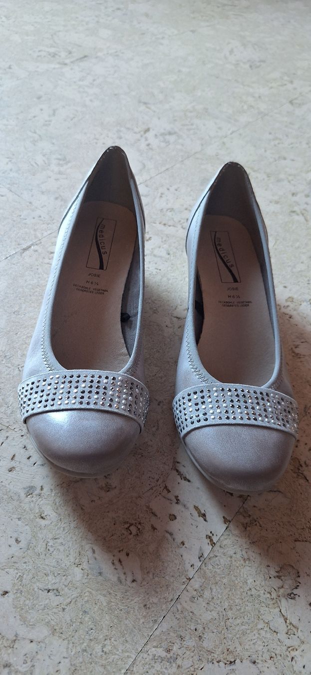 Damenschuhe: Bequemer Damenschuh Medicus grau  – Neu (gemäss Beschreibung) aus Mogelsberg von lulu055