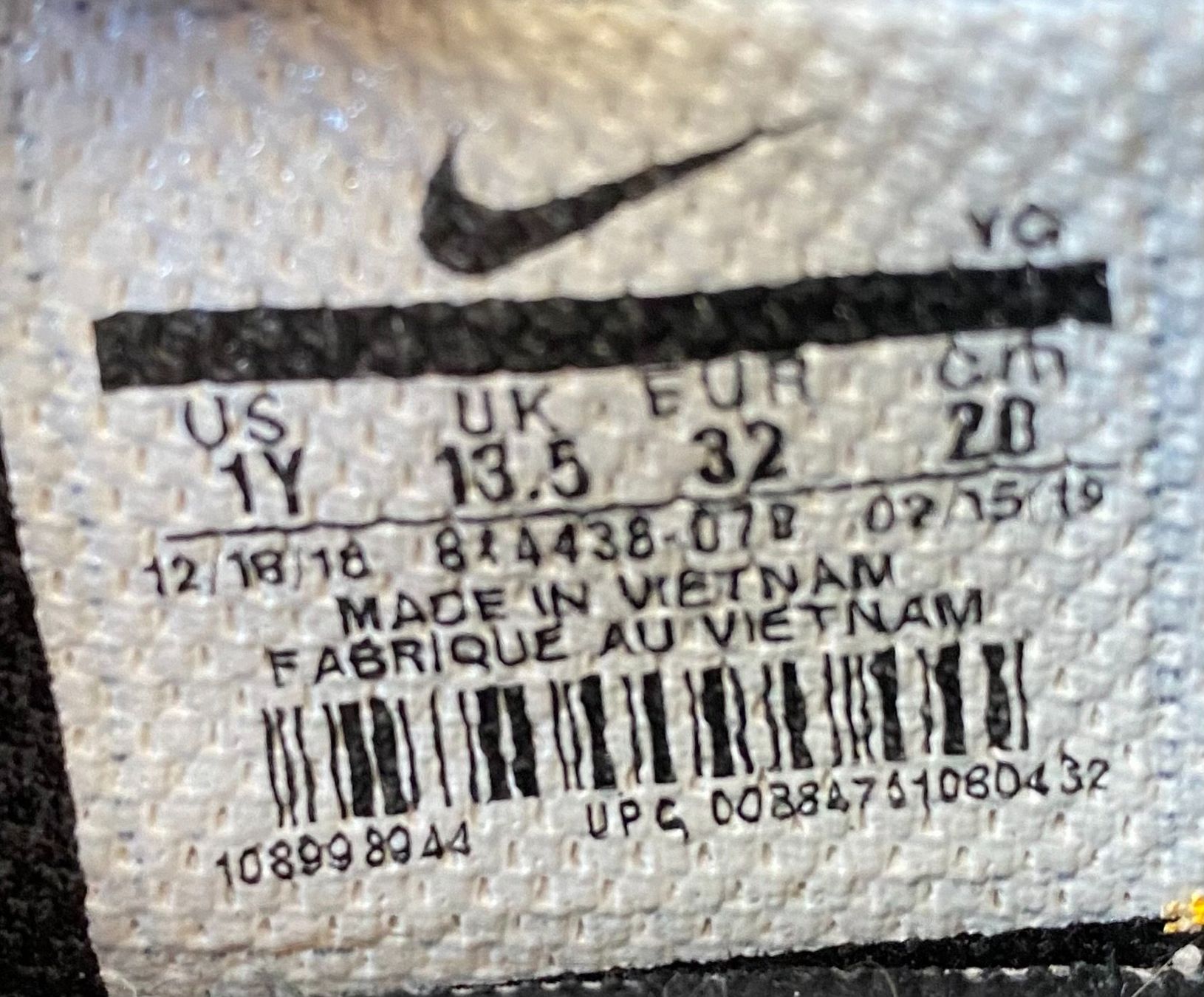 Nike Scarpe per ragazzi: Chaussures de football Nike t. 32 – Usato da Peseux venduto da Gilloss 5