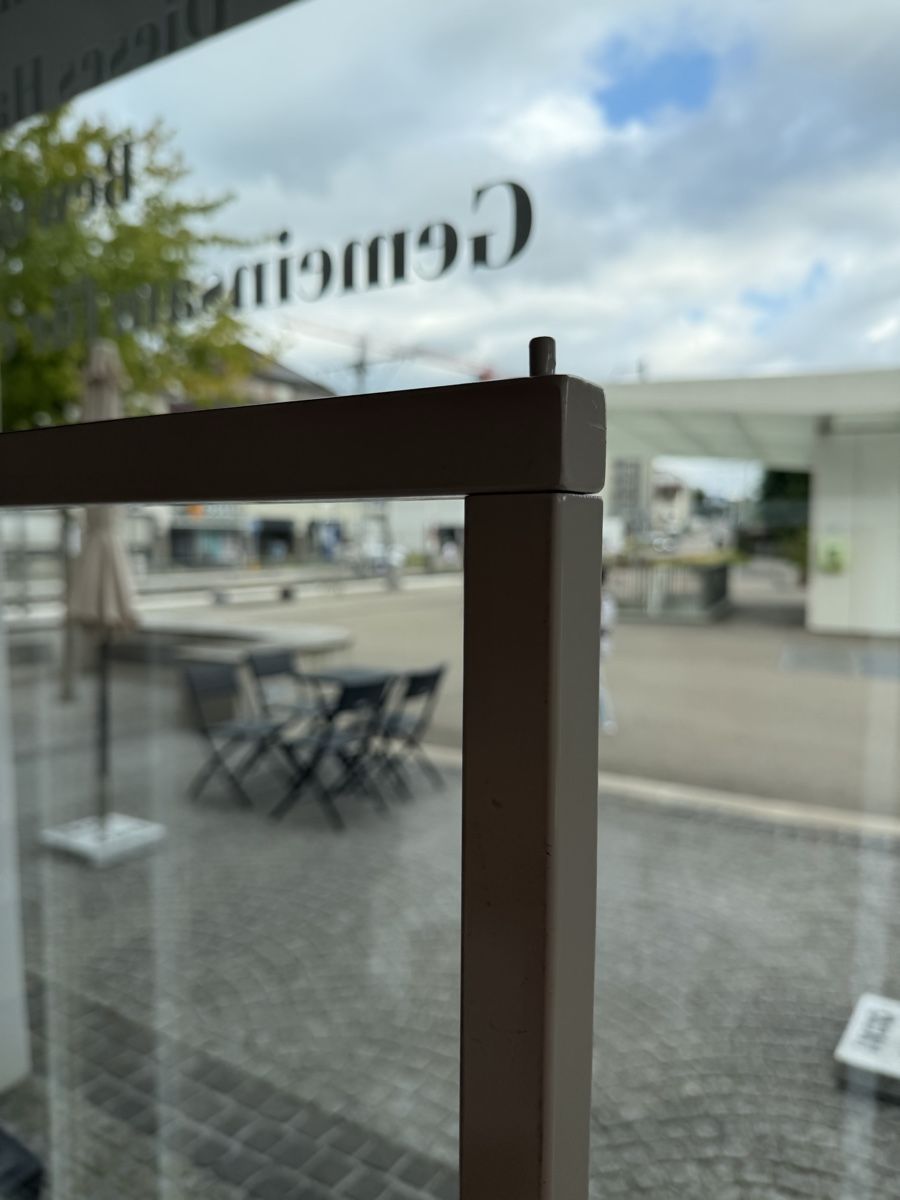Autres décorations & accessoires: 3 elegante Kleiderstangen weiss glanz – D'occasion à Egg b. Zürich par uniq2021 3