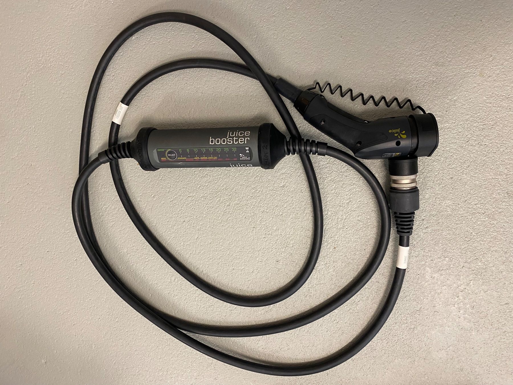 Juice Batterie-Ladegeräte: Juice Booster 2 Ladestation im Set – Gebraucht aus Rain von sempach2 6