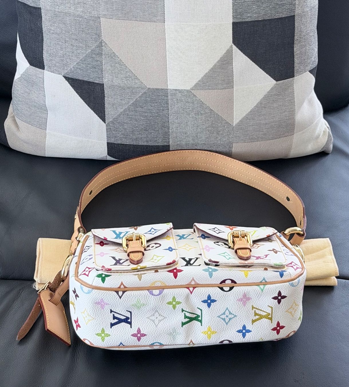 Louis Vuitton Borse da donna: Louis Vuitton Lodge PM – Usato da Reinach AG venduto da BisMad3 7