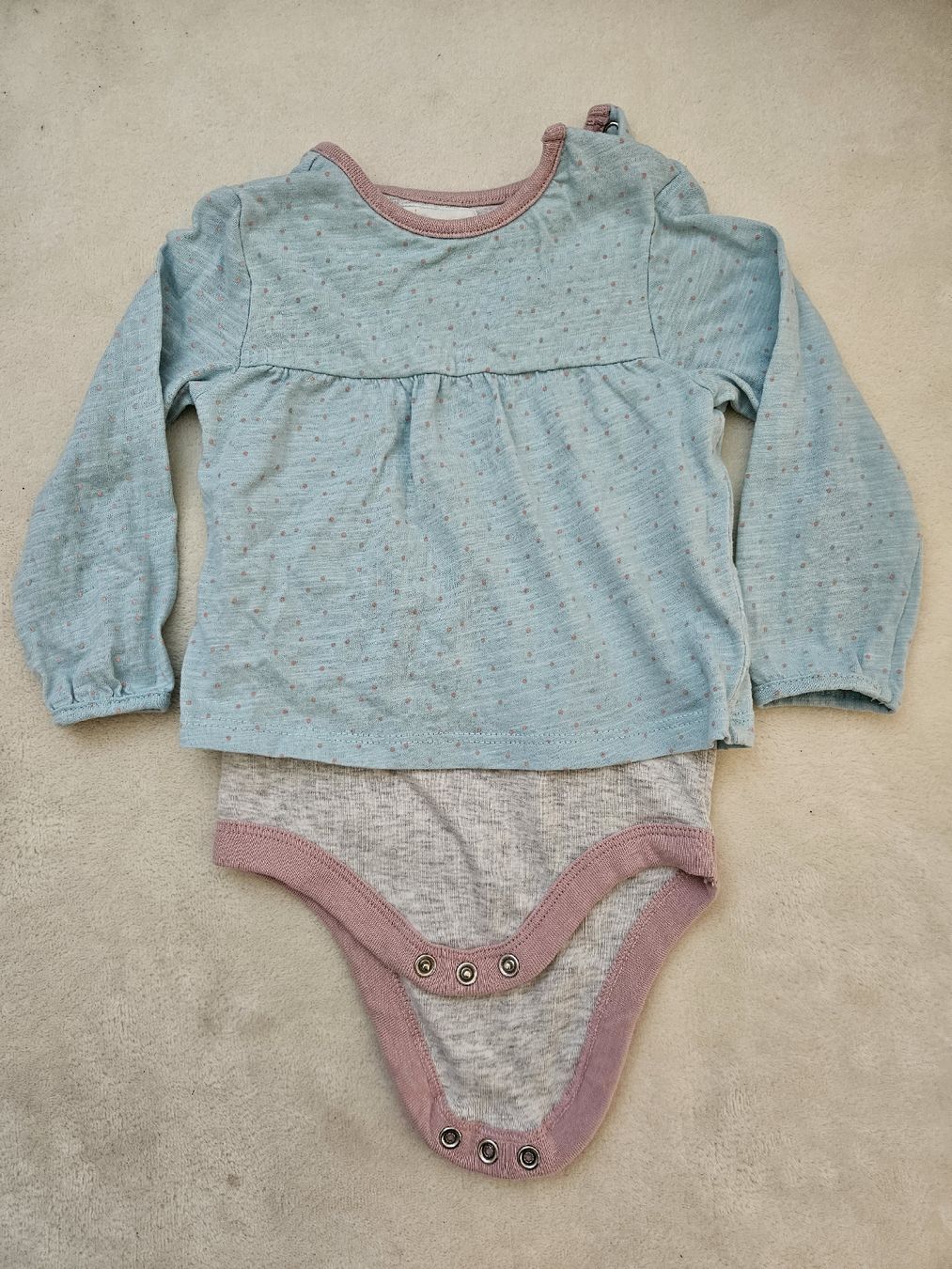 Lotti & Set di vestiti: Set Body Gr. 74/80 – Usato da Worb venduto da jun_fj8w 6