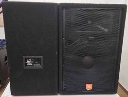 Set de 2 enceintes JBL JRX100