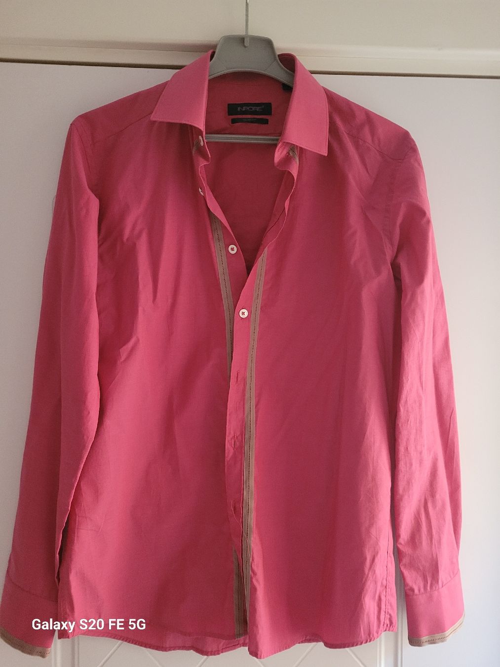 Chemises, T-shirts & Polos: Hemd – Neuf (Voir description) à Bassersdorf par ism_kx95