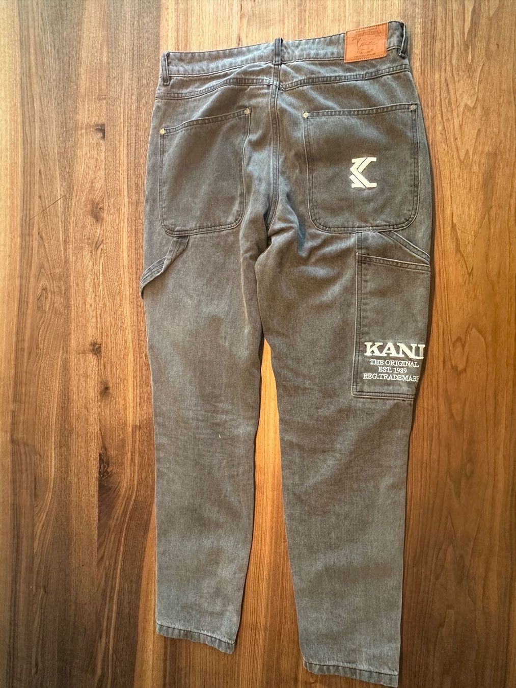 Jeans: Jeans, Karl Kani, grau, M – Usato da Winterthur venduto da manelio113 2