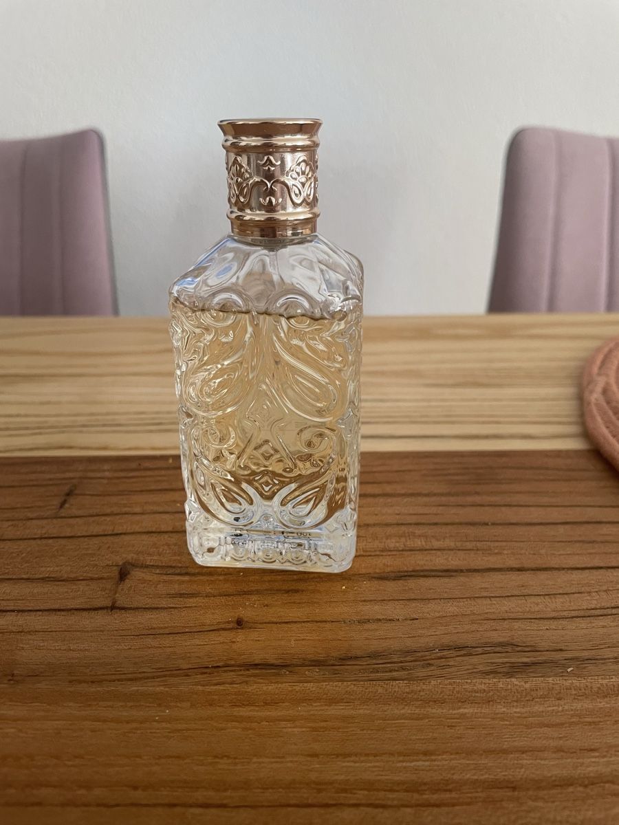 Etro Profumi & Eau de Toilette: Etro White Magnolia Eau de Parfum 100ml – Usato da Münchenstein venduto da FamilieUlmi 2