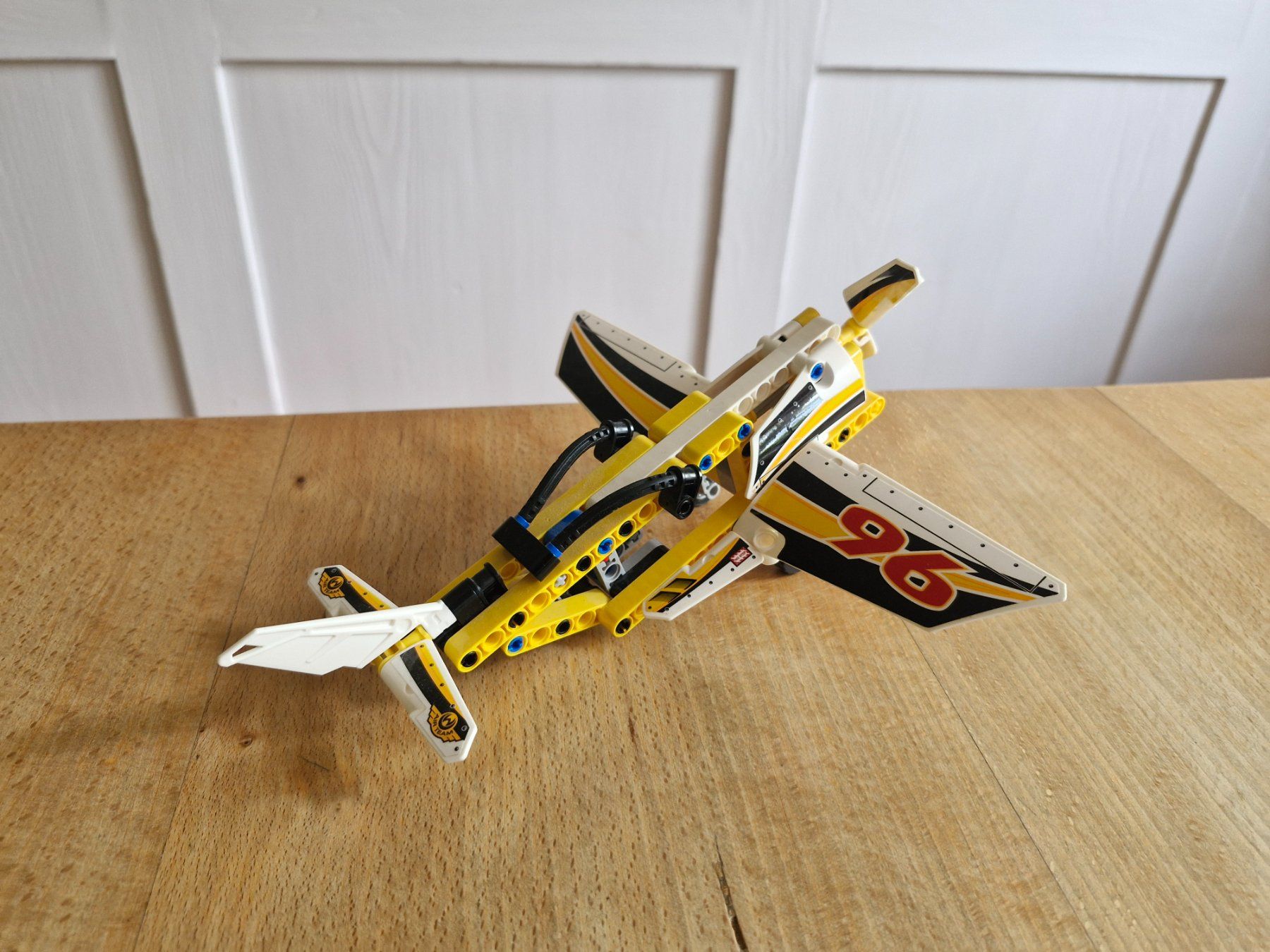 Lego Kit di costruzioni: LEGO Technic 42044 Renn-Flugzeug – Usato da Wiesendangen venduto da enbtracked 2