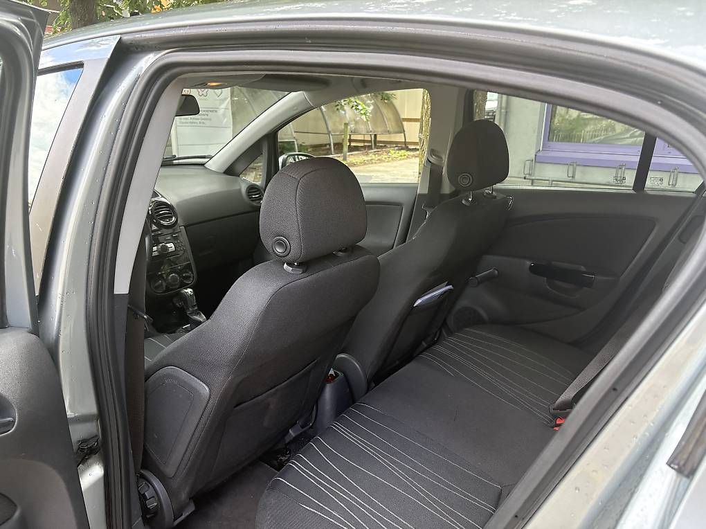 Automobili: Opel Corsa D 1.4 automat – Usato da Dietikon venduto da Arlind.d00 4