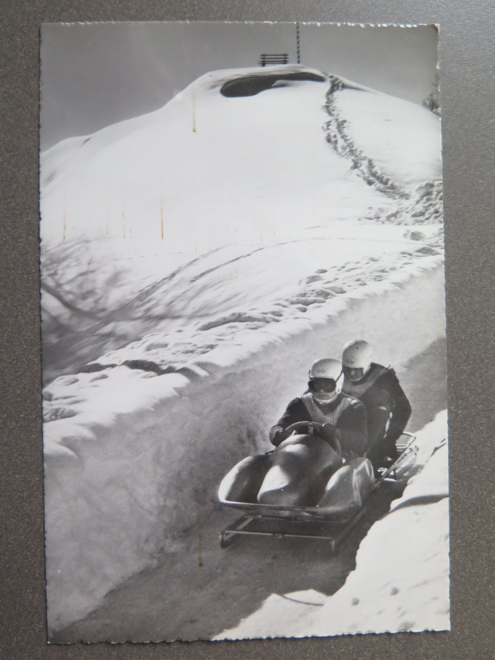 Cartoline postali: ST. MORITZ - BOBBAHN – Usato da Wittenbach venduto da lipasal
