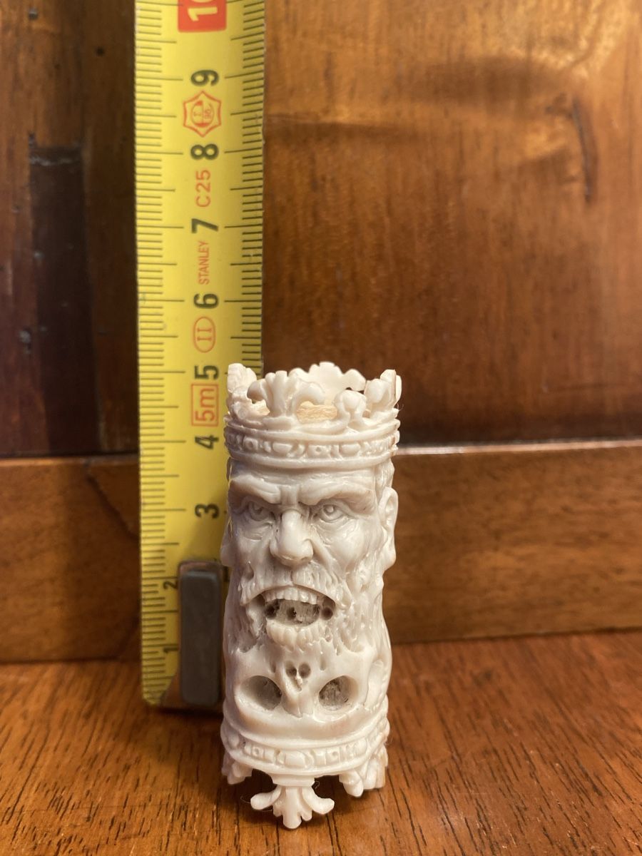 Statuette: Memento Mori, Hirschhorn geschnitzt – Usato da Berikon venduto da Samurai67ch 8