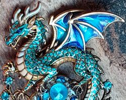 Zauberhafte Märchen Brosche Drache / Basilisk  - ca. 7.5 cm