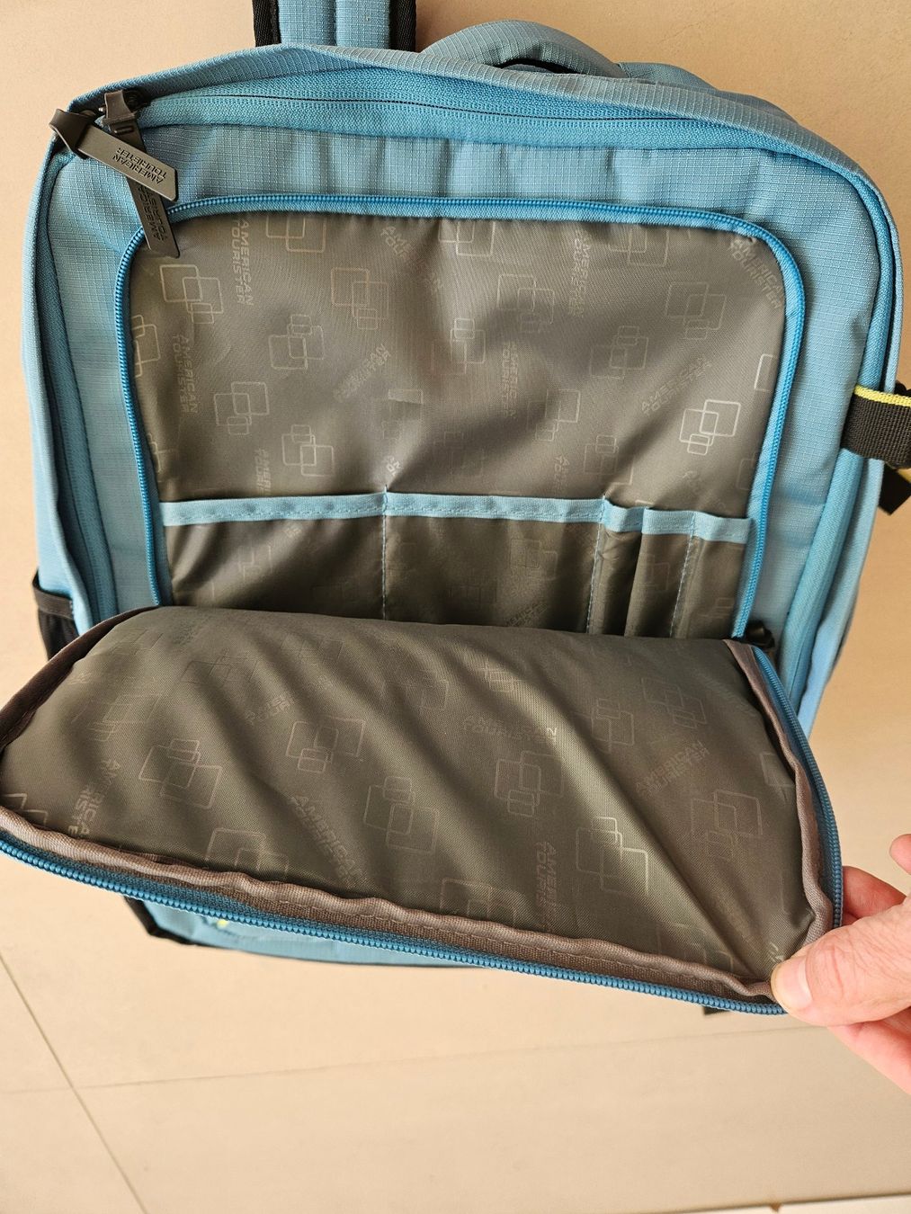 Borse: Baggage a main (dimensions vols EasyJet) – Nuovo (secondo la descrizione) da Carouge venduto da Roby013 2