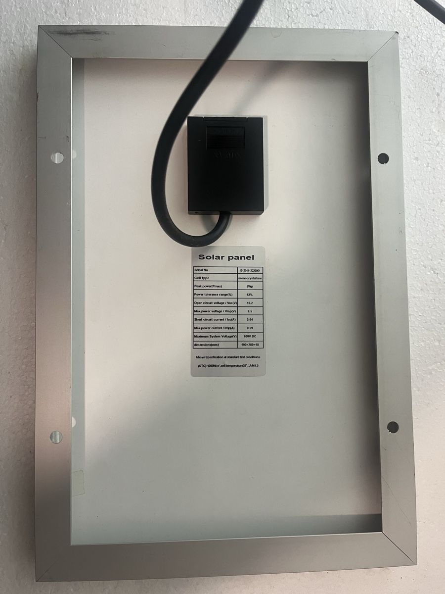 Dispositivi a energia solare: Panneau solaire 10W – Nuovo (secondo la descrizione) da Ins venduto da yann1973 1