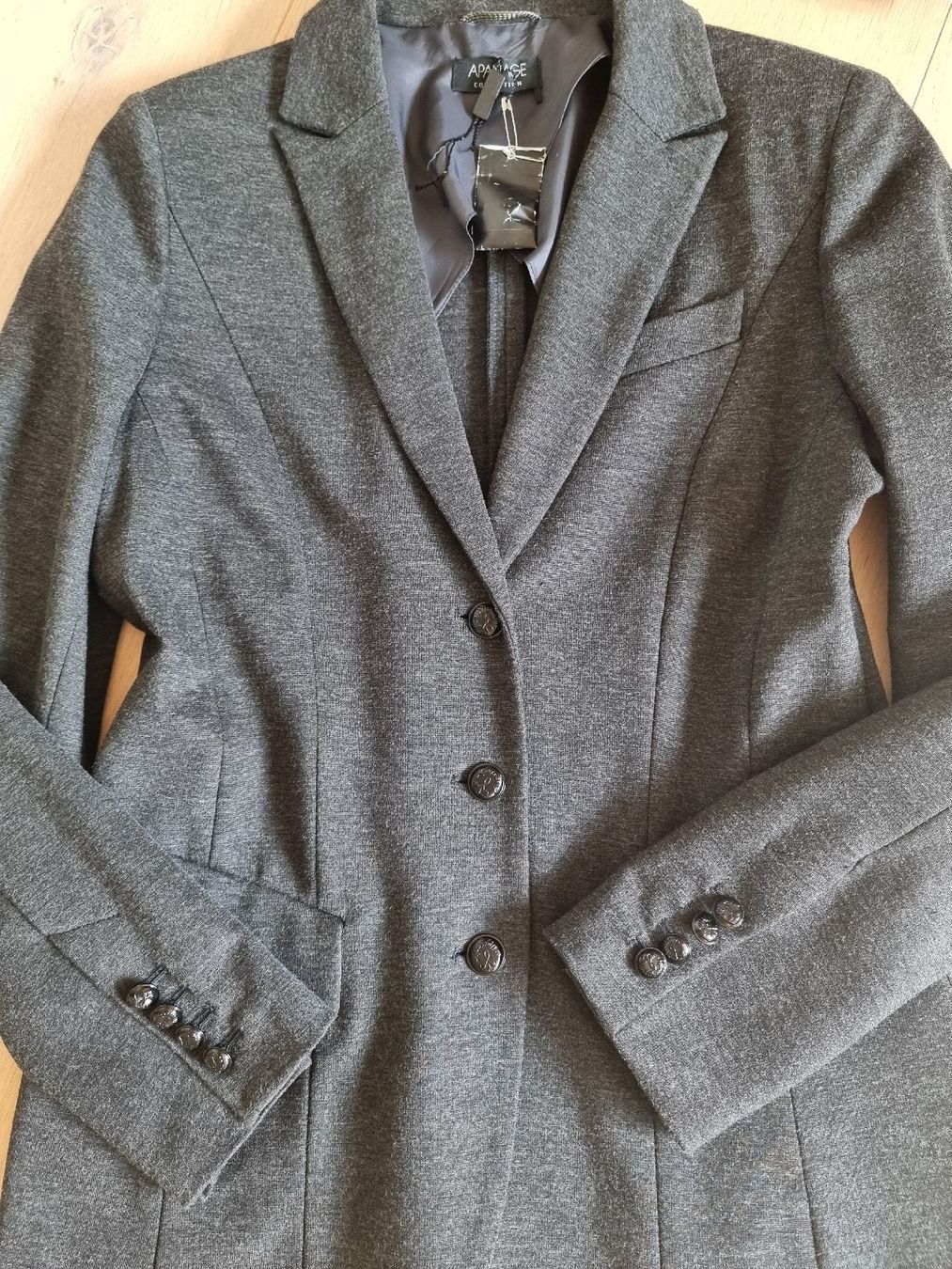 Giacche: Apanage Damen Blazer Jacke anthrazit Gr. 38 – Nuovo (secondo la descrizione) da himmelried venduto da bribuli 1