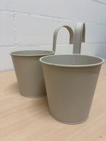 2 Blumenampeln Metall hellgrau