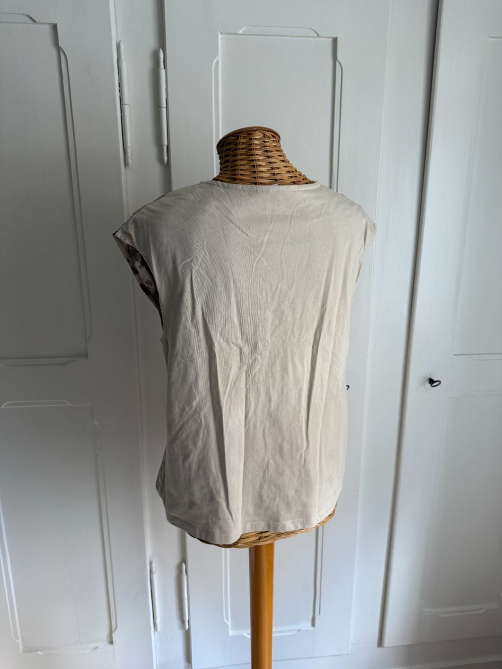 Next Tops: NEXT - Oberteil beige gemustert 38 – Gebraucht aus Zürich von Diazaio 2