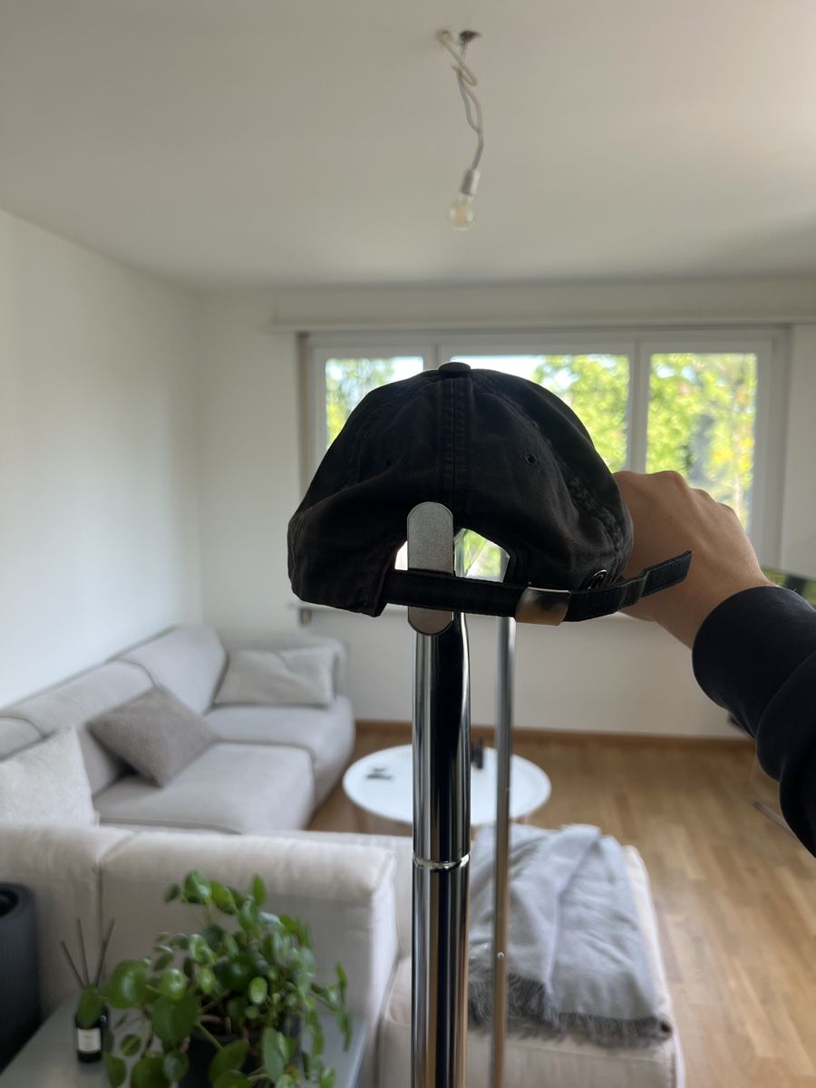 Balenciaga Copricapi, berretti & cappellini: Balenciaga Cap Black – Usato da Basel venduto da jul_dfc7 3
