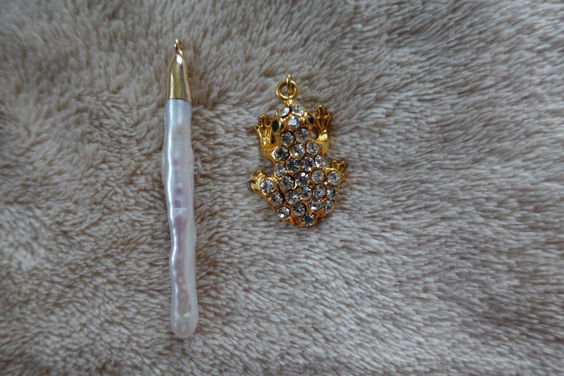 Autres bijoux: 1 schönes 21 teiliges Modeschmuck Set – D'occasion à rorschach par Babsi64 5