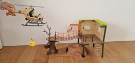 Schleich Abenteuer Baumhaus mit Hängebrücke und Helikopter