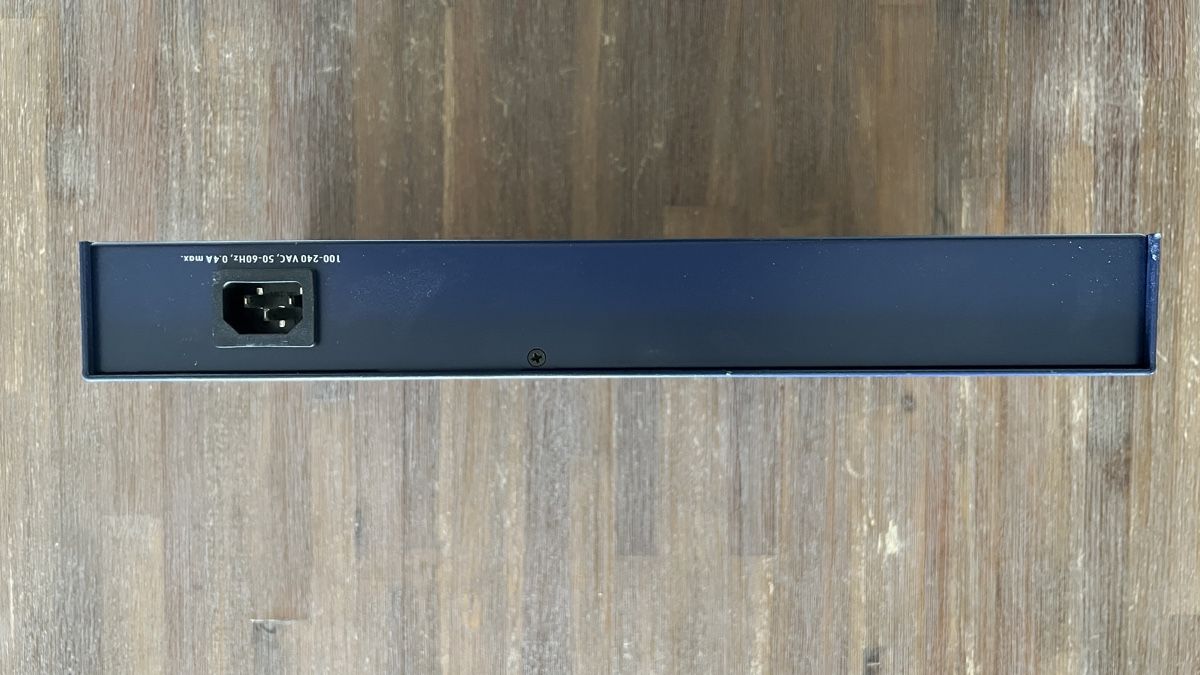 Netgear Hub & Switch: Netgear Switch 24 Port – Usato da Hoeri venduto da negoziation 2