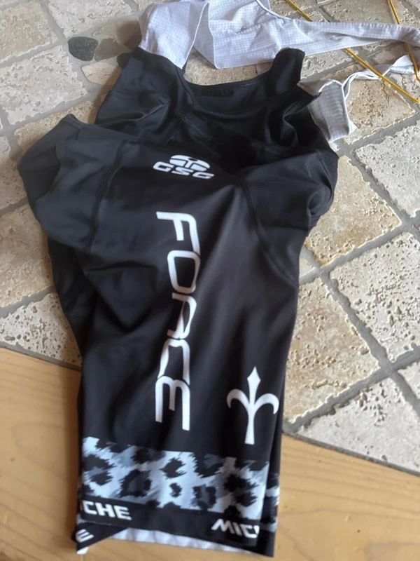 Wilier Canottiere & Pantaloni: Set Abbigliamento WILIER CAP EPIC – Usato da Melide venduto da paolo1965 3