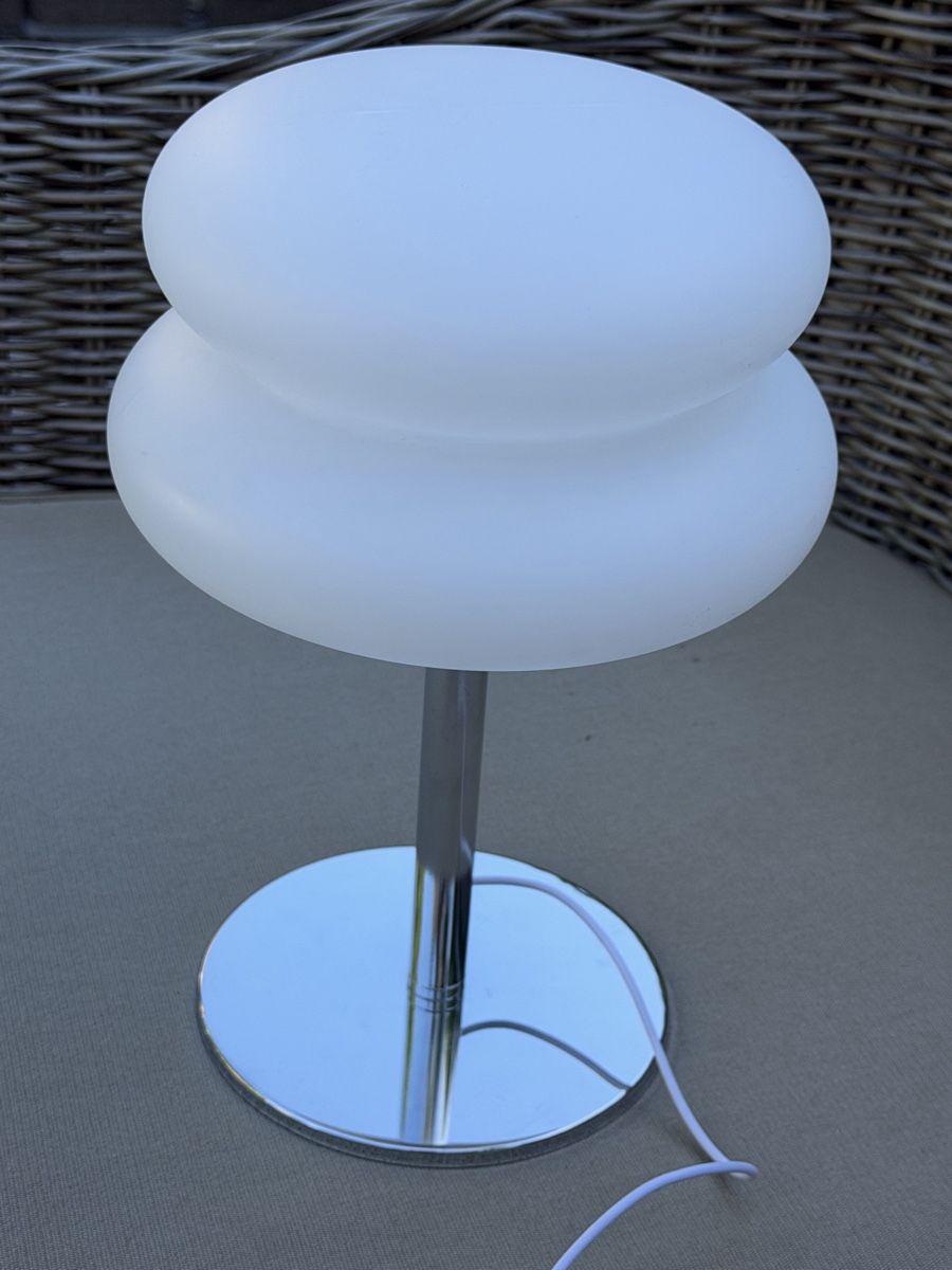 Lampade: Weisse Tischlampe Space Age Design Lampe – Usato da Deitingen venduto da Himhip
