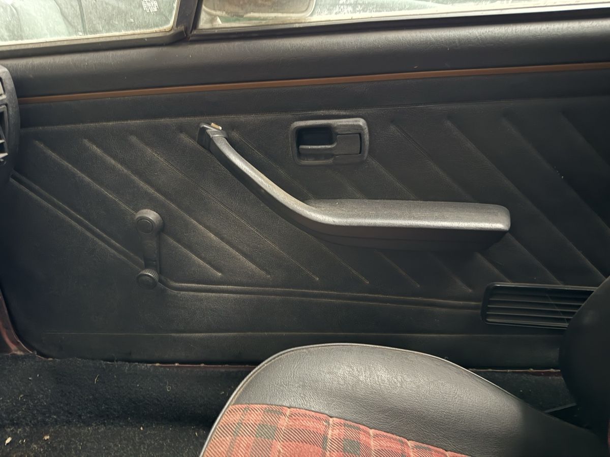 VW Autos: Vw Scirocco Restaurationsprojekt – Défectueux à Linden par Robin.36 7