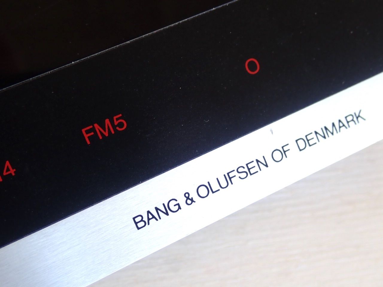 Bang & Olufsen Ricevitori: B & O Beomaster 2400 - 2 Receiver – Usato da Wil SG venduto da BrocknRoll 2