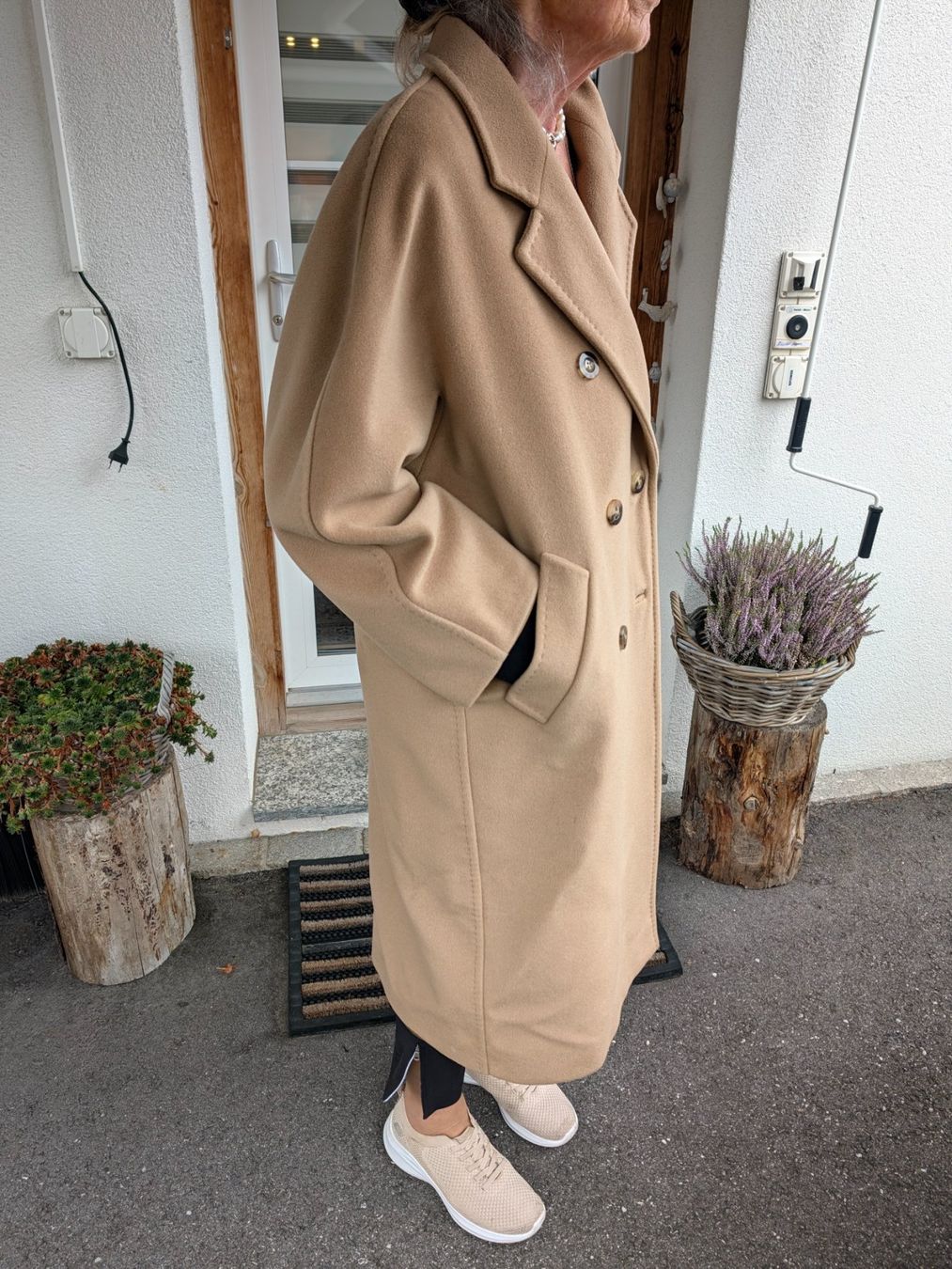 Max Mara Cappotti: Max Mara Kashmir Mantel - beige – Usato da Zürich venduto da egosamtweich 5