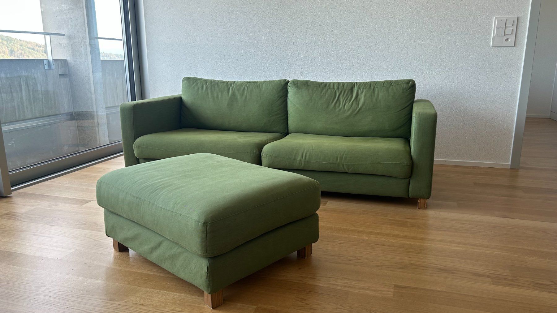 Divani: Sofa mit Hocker in Grün – Usato da Bern venduto da Choco