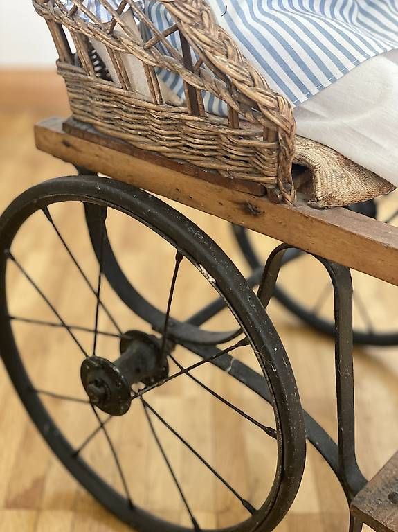 Carrozzine: Antiker Kinderwagen – Usato da Bern venduto da gutti72 2