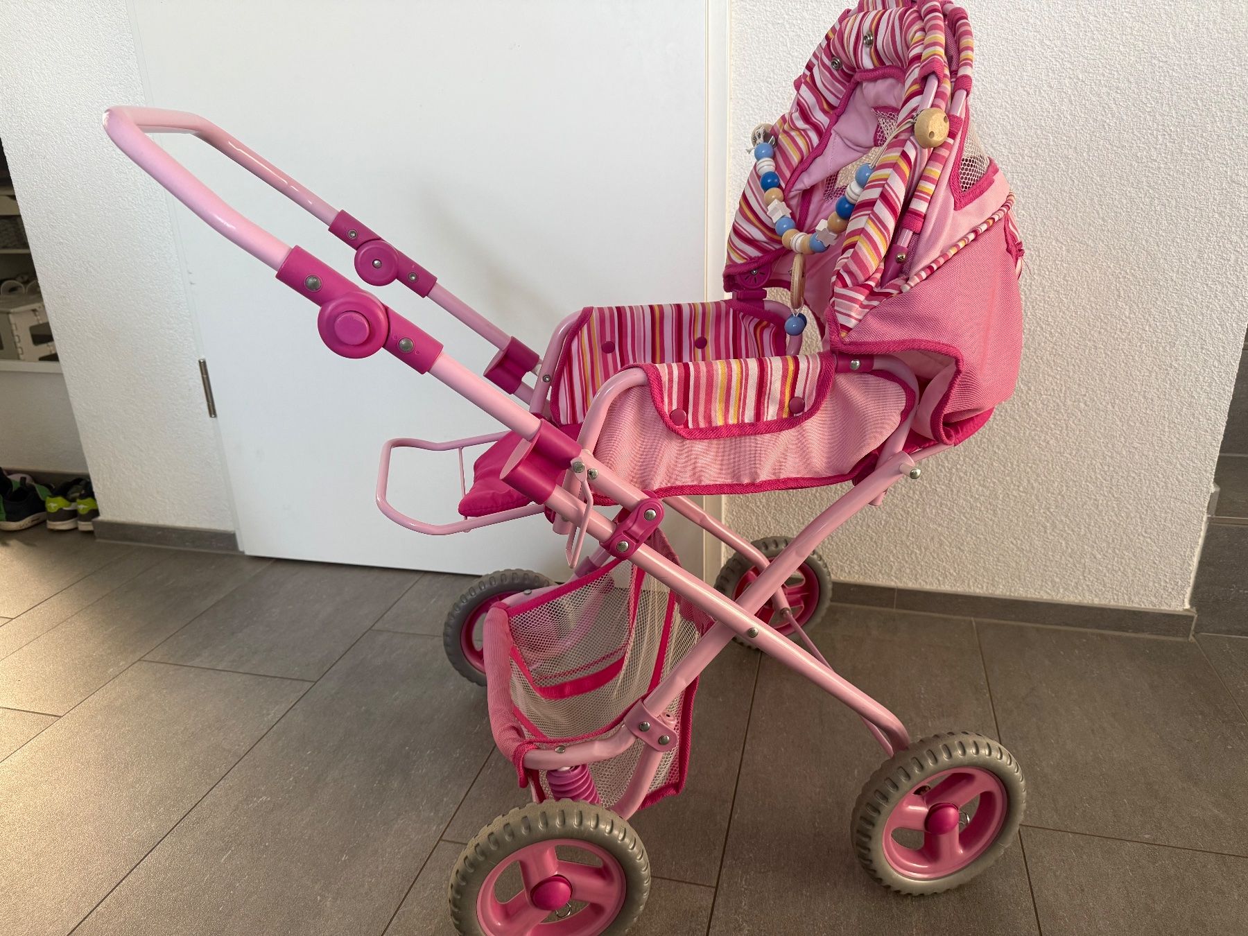 Puppenwagen: Kinderwagen rosa Puppe – Gebraucht aus Embrach von Trendy24 3