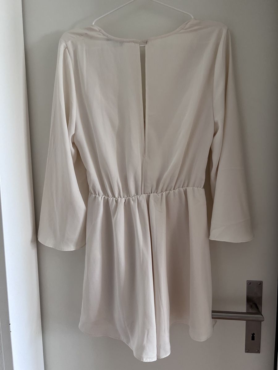 Stradivarius Tute: Sommerlicher Jumpsuit in Creme - Grösse S – Usato da Neuenhof venduto da UrbanBags 2