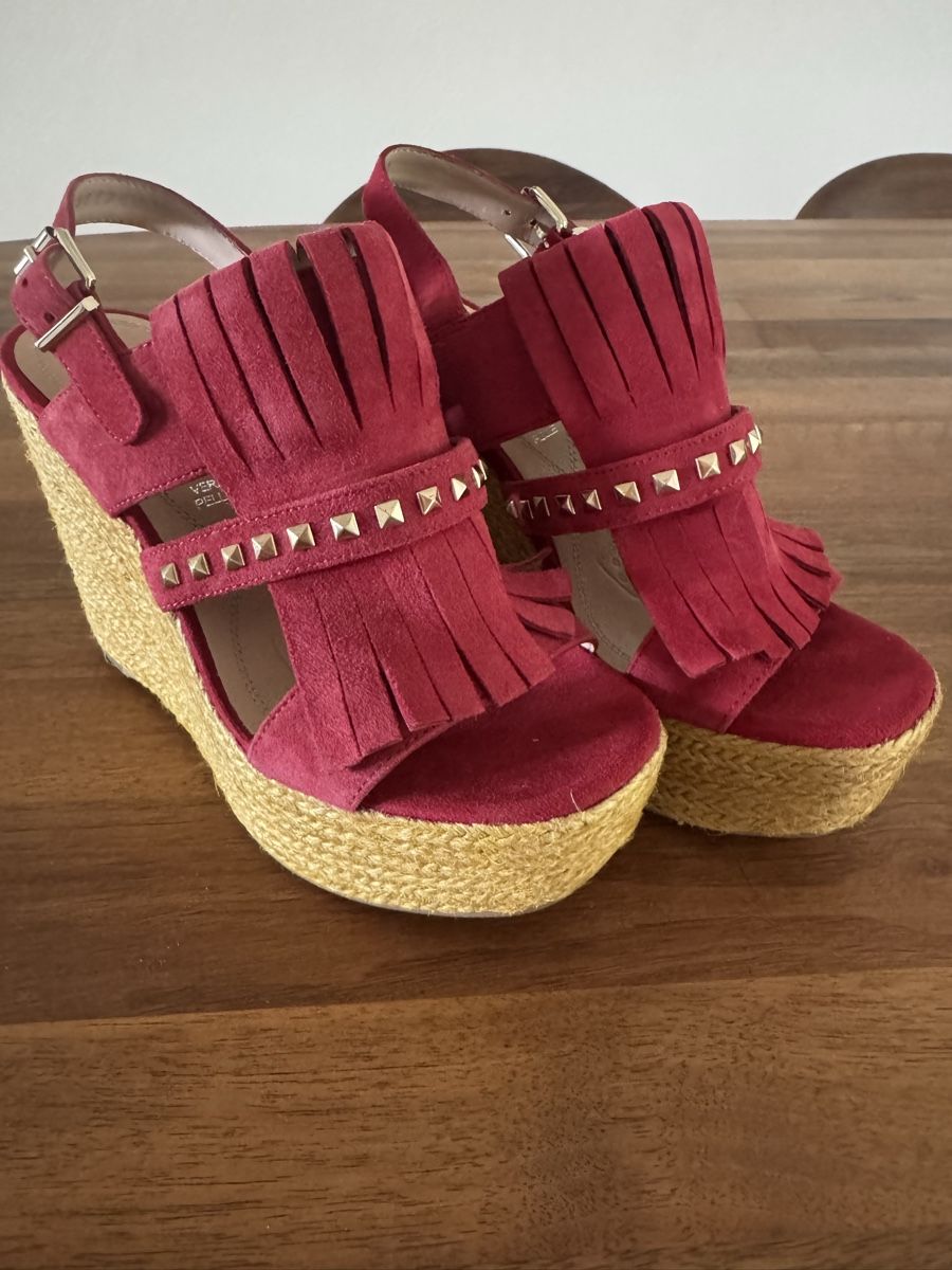 Damenschuhe: Plateau Keilsandale – Neu (gemäss Beschreibung) aus Wermatswil von -secondchance-