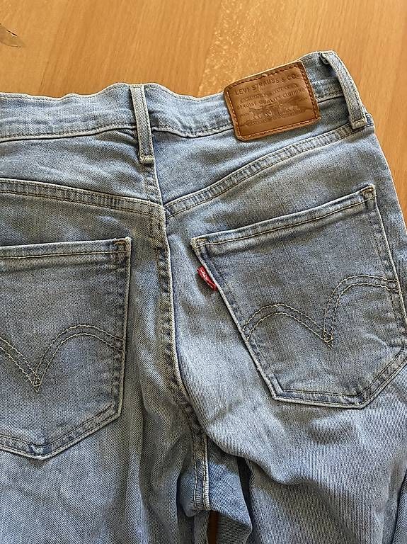 Levi's Jeans: Levi's Jeans Denim Skinny Ankle – Gebraucht aus Bern von n-dine 3