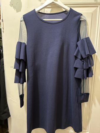 Damen Kleid dunkelblau mit Rüschenärmeln in gutem Zustand
