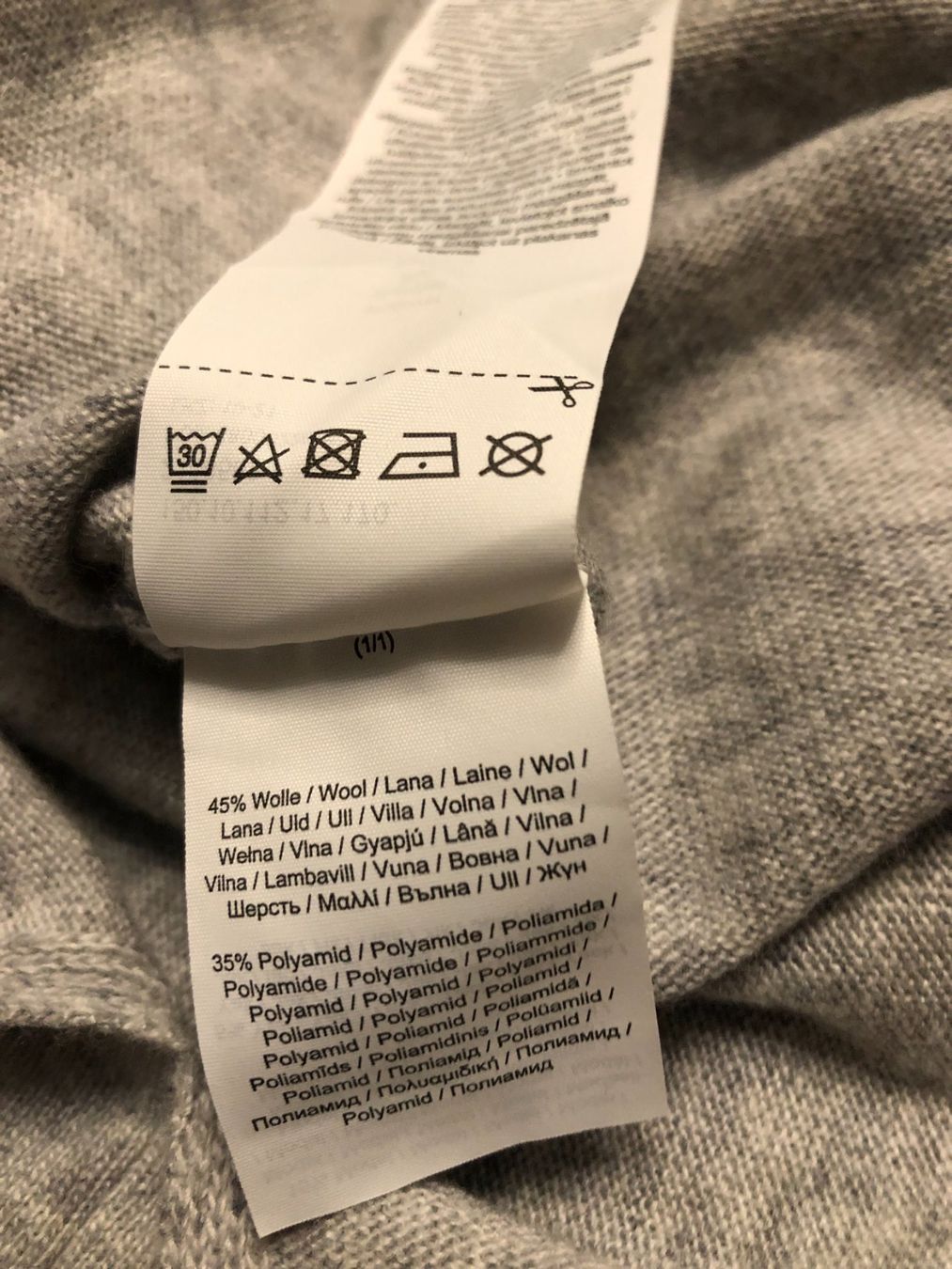 Maglioni & Felpe: Pullover Grösse 40\42 Neu – Nuovo (secondo la descrizione) da Fischbach-Göslikon venduto da 78anna 5